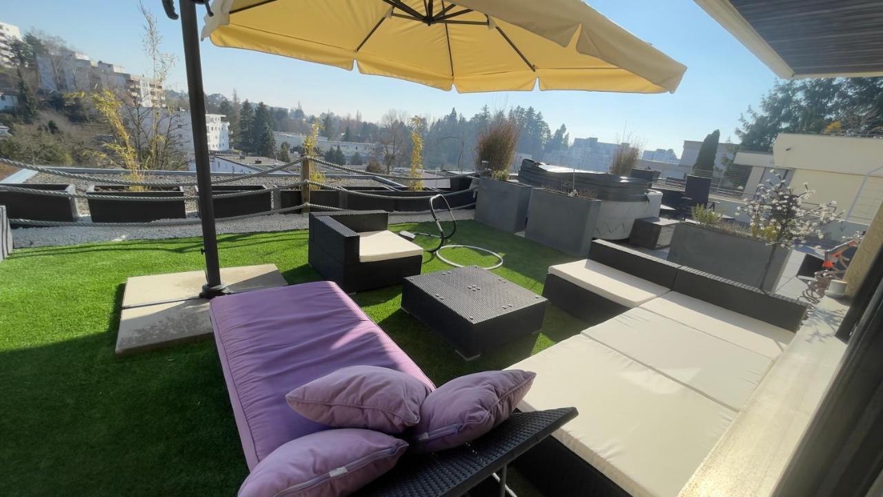 Penthouse - 3 Schlafzimmer- Sonnige Dachterrasse -Whirlpool & Alpenblick - Perfekt Fuer Romantik Oder Familienurlaub Mit Kind, Hund Willkommen - By Ferienwohnenamsee - Uberlingen Bagian luar foto